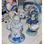 A GROUP OF DELFT POTTERY TO INCLUDE A TABLE BELL IN THE FORM OF A JESTER, TWO FIGURAL SALTS, AND A