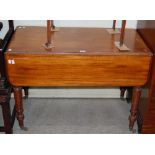 EARLY 20TH CENTURY MAHOGANY DROPLEAF TABLE