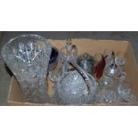 A BOX OF ASSORTED GLASSWARE