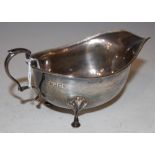 A BIRMINGHAM SILVER SAUCE BOAT, 3.1 TROY OZ