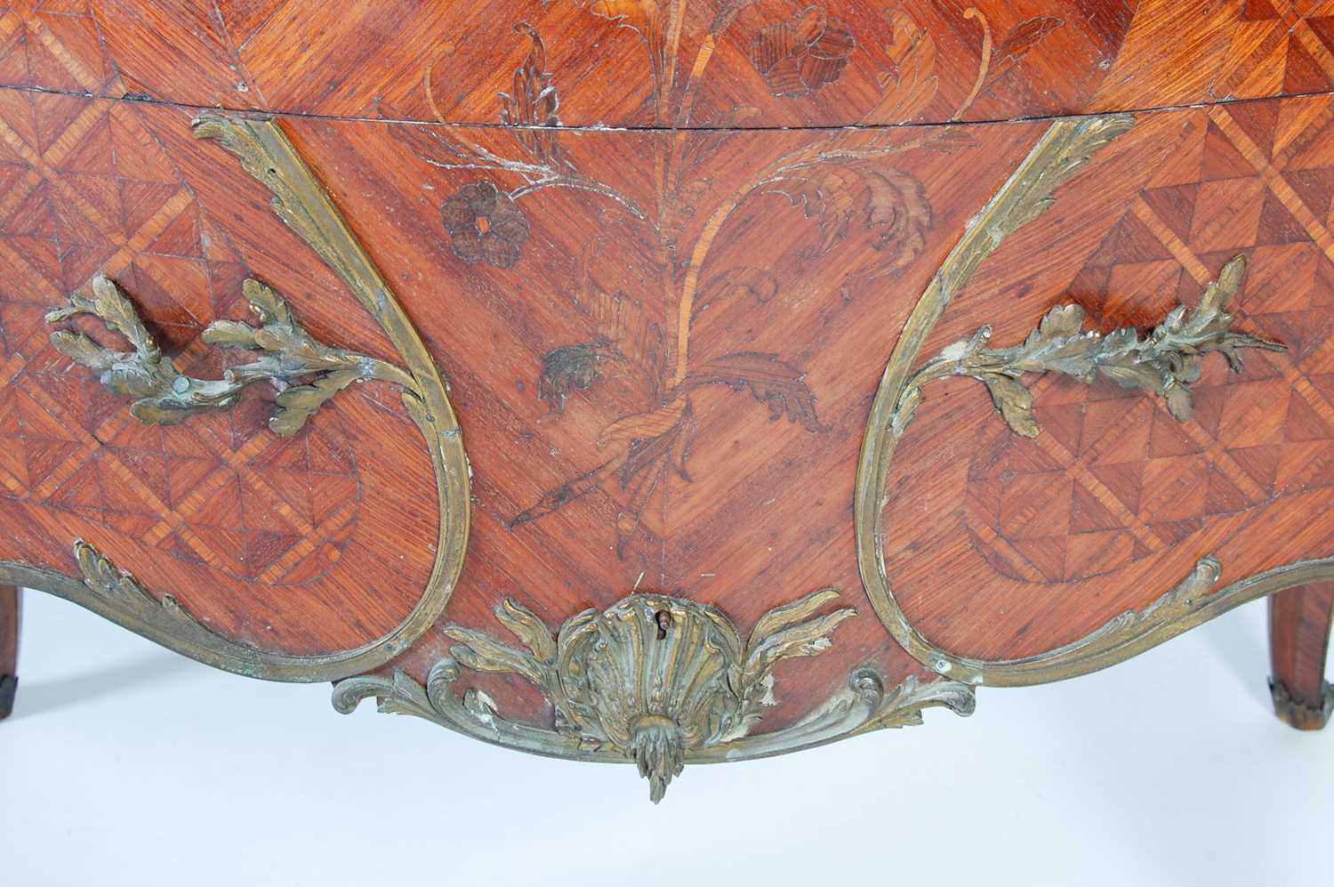 A late 19th century French Louis XV style kingwood, marquetry and ormolu mounted commode of bombe - Image 6 of 10