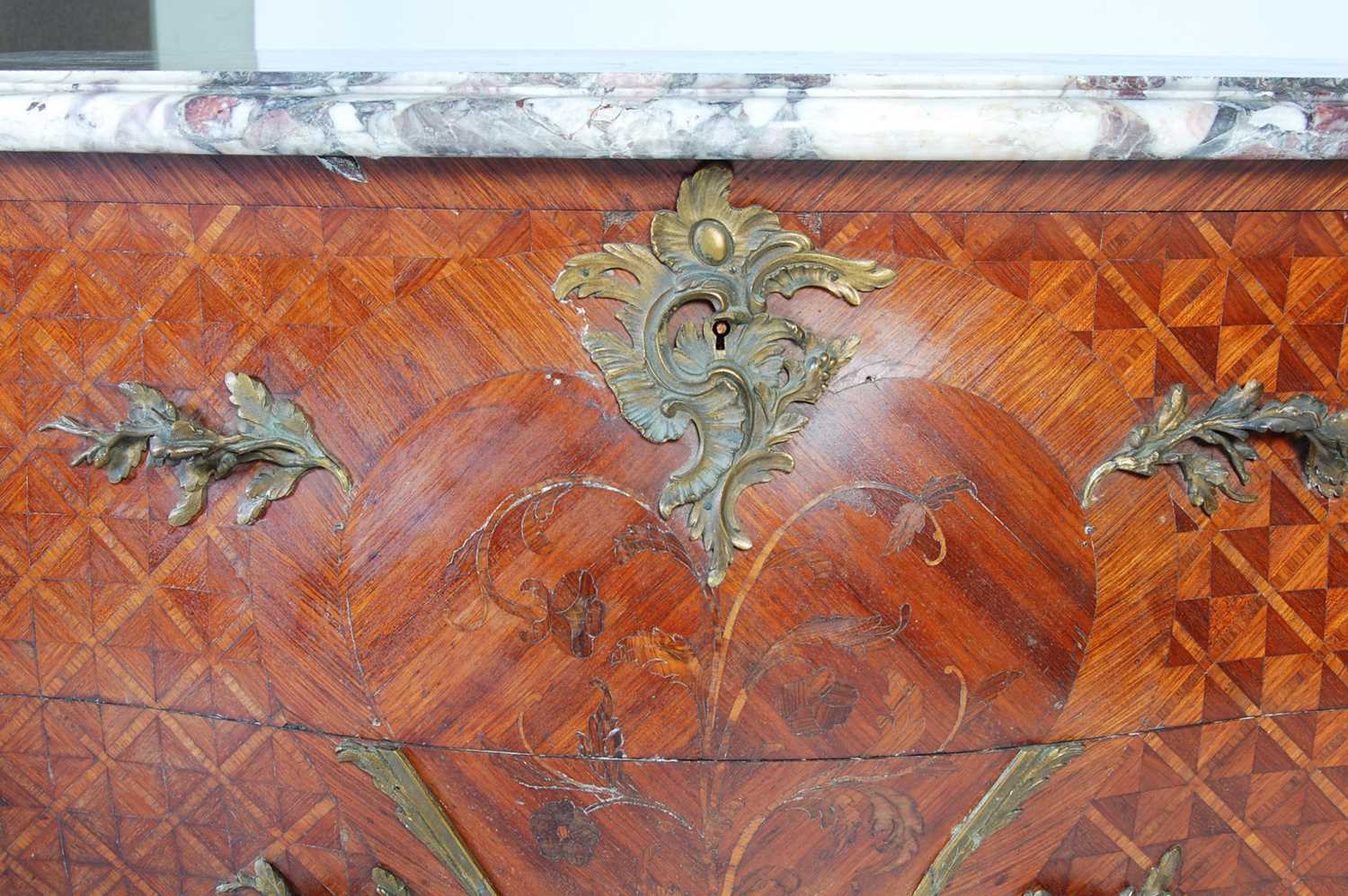 A late 19th century French Louis XV style kingwood, marquetry and ormolu mounted commode of bombe - Image 7 of 10