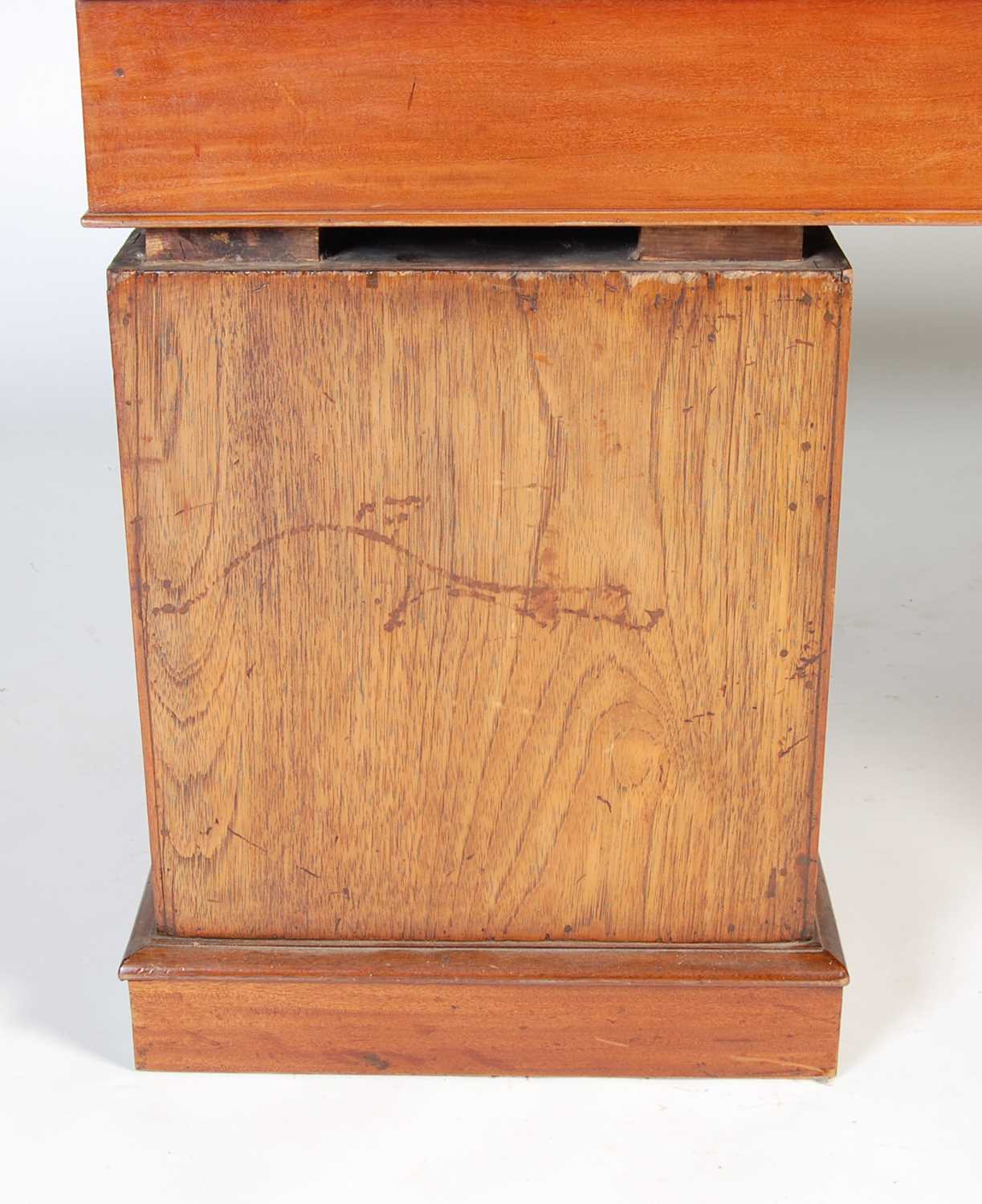 A 19th century mahogany pedestal desk, the rounded rectangular top with green and gilt leather - Image 9 of 9