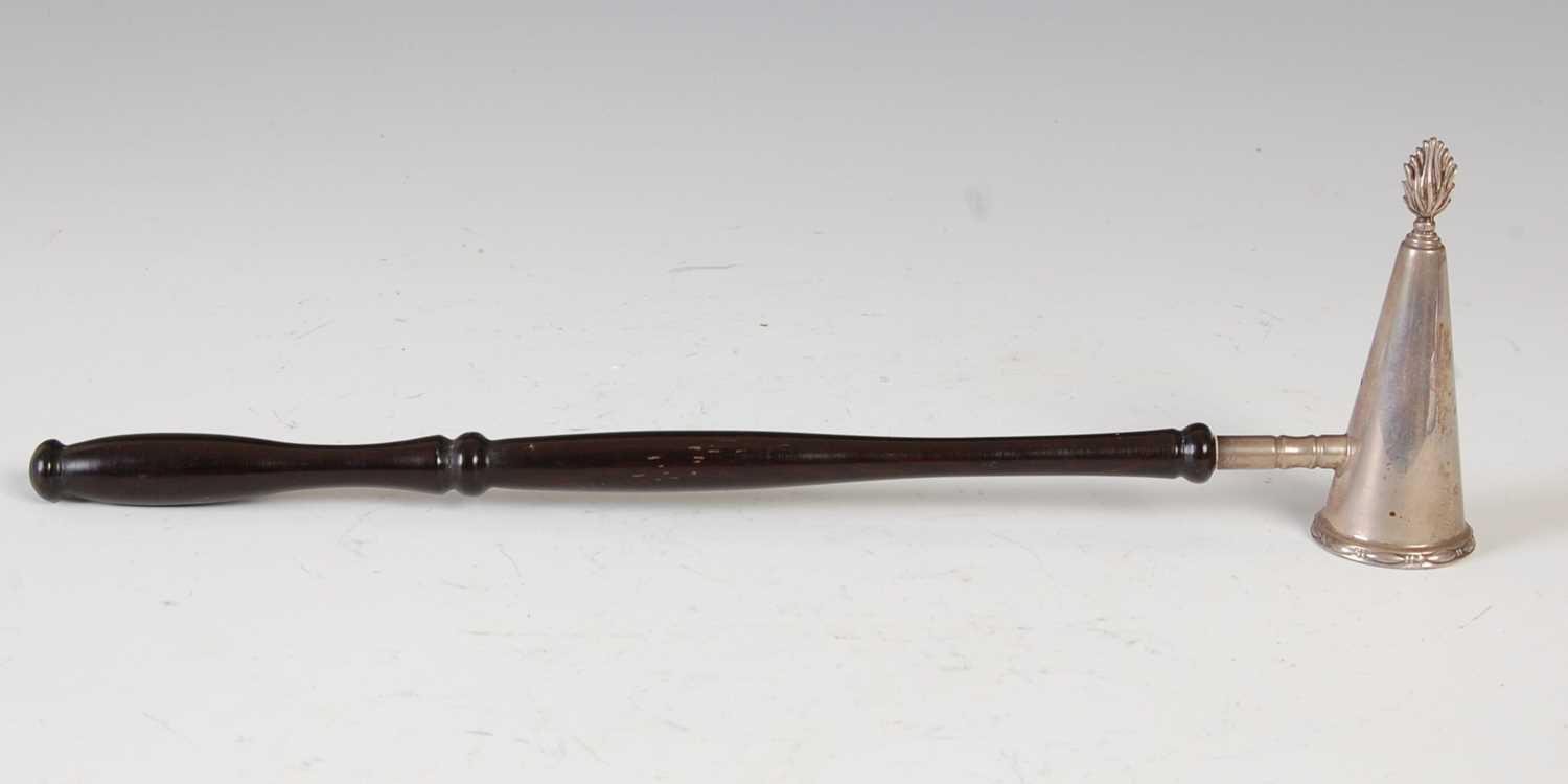 A modern silver candle snuffer, Birmingham, 2008, makers mark of 'LJM', with turned wooden handle, - Image 4 of 5