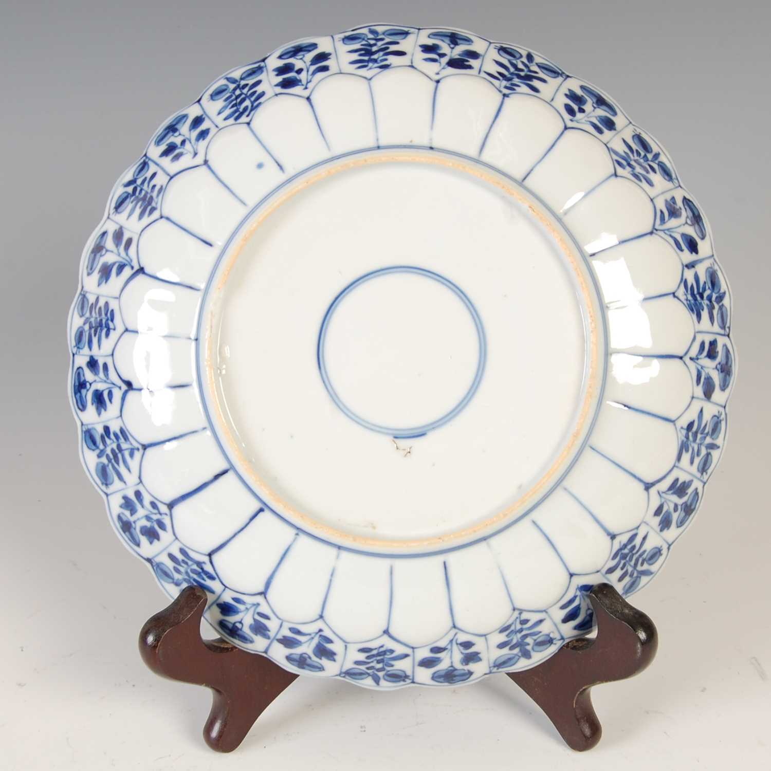 A Chinese porcelain blue and white flower shaped dish, Qing Dynasty, decorated with central - Image 3 of 5