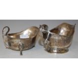 Two silver sauce boats, one Birmingham, the other London, gross weight 8.8 troy ozs