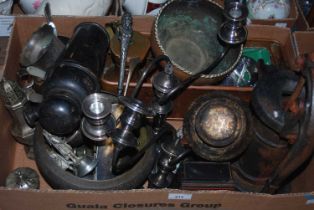 A box of mixed metalware.