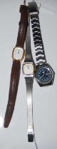 Three assorted vintage ladies Seiko wristwatches to include a 'Seiko 5 Automatic' stainless