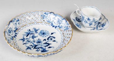 A Meissen porcelain Onion pattern quatrefoil shaped cup and saucer, together with a similar