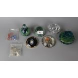 Collection of glass to include Mdina and Cameo