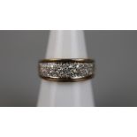 9ct gold diamond set ring - Size: L