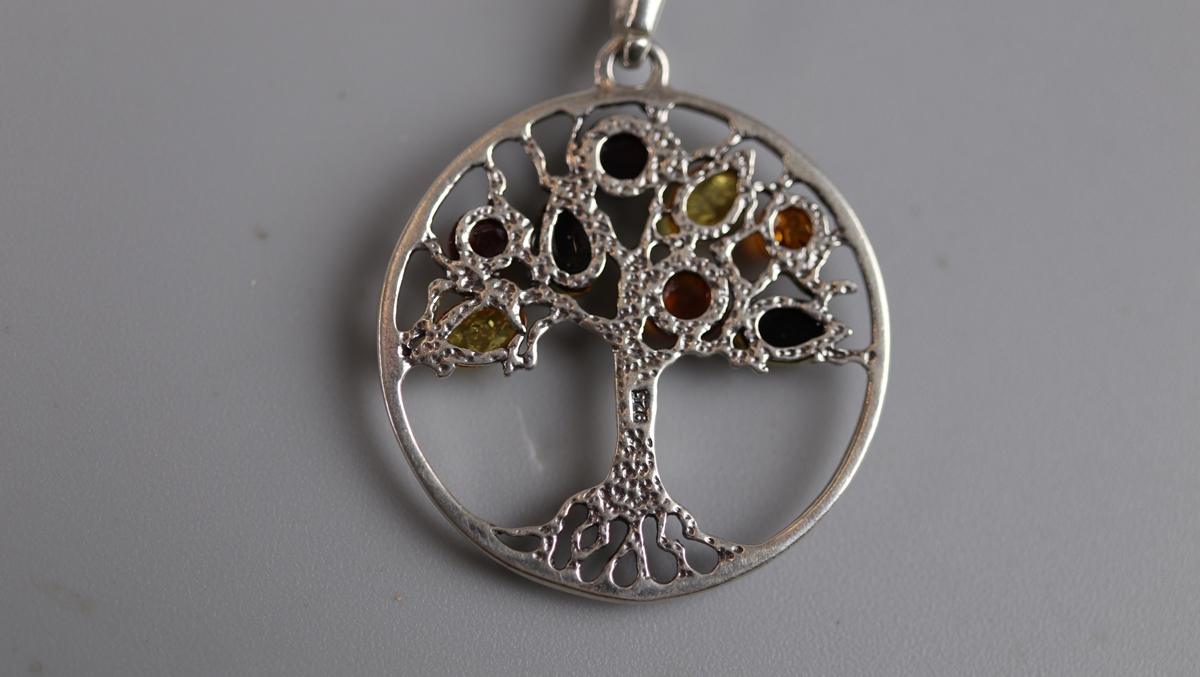 Silver & amber pendent on chain - Bild 3 aus 3