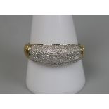 9ct gold diamond set ring - Size: V