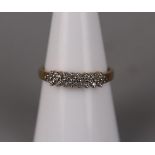 9ct gold diamond set ring - Size: N