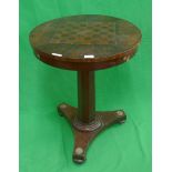 Pedestal chess table