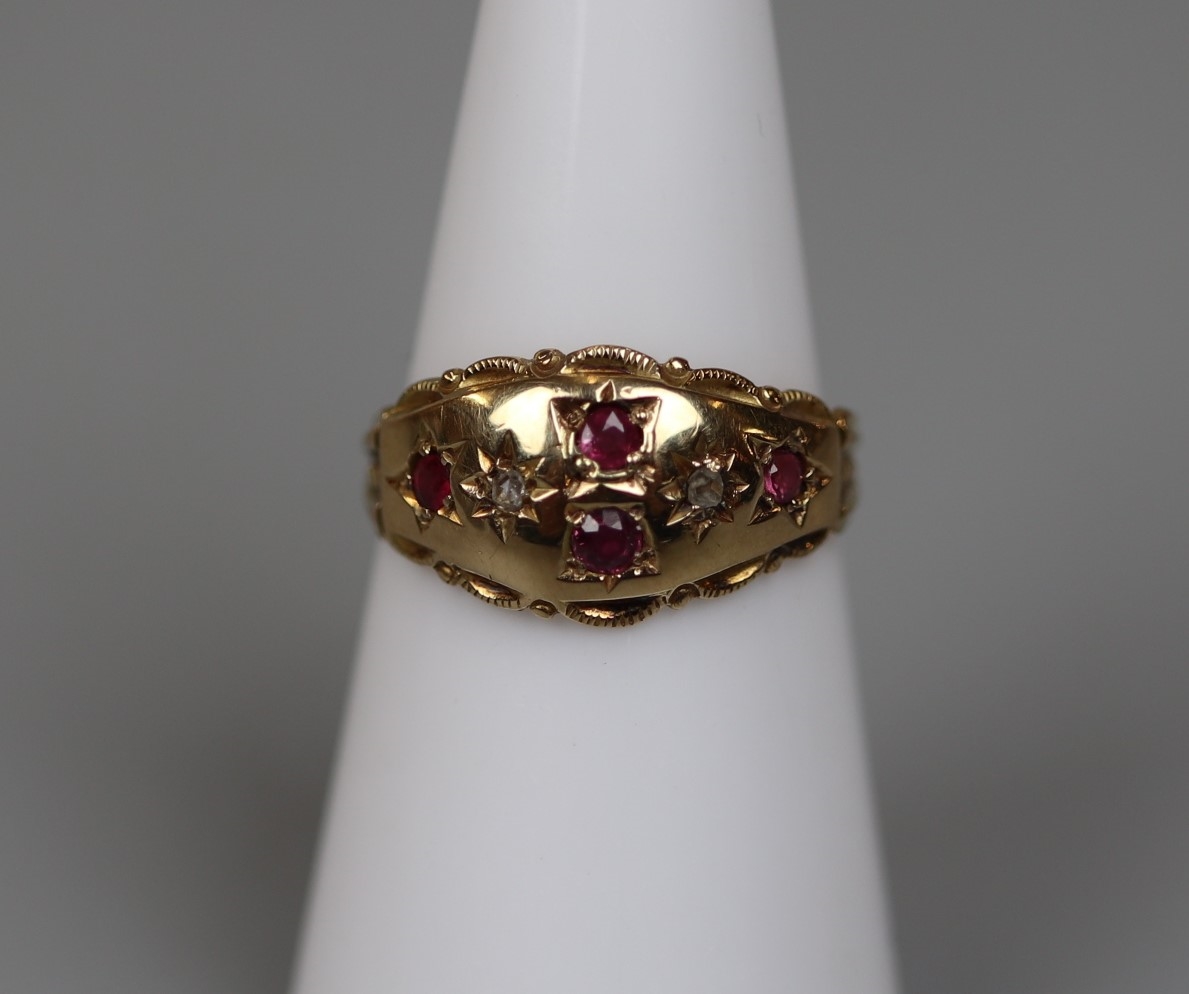 18ct diamond and ruby ring Birmingham 1912 - Size L