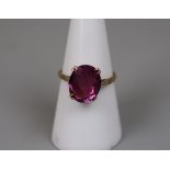 9ct gold amethyst set ring - Size O