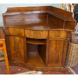 Unusal Regency mahogany corner chiffonier - Approx size: W: 100cm D: 87cm H: 112cm
