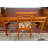 Yew wood leather topped desk with chair - Approx size: W: 122cm D: 61cm H: 77cm