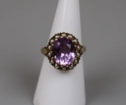 9ct gold amethyst and pearl set ring - Size M