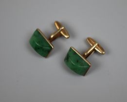 Pair of 9ct gold jade set cufflinks approx gross weight 15.4g