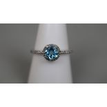 9ct white gold blue topaz and diamond set ring - Size: O