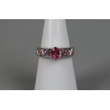 9ct white gold pink tourmaline set ring - Size: L