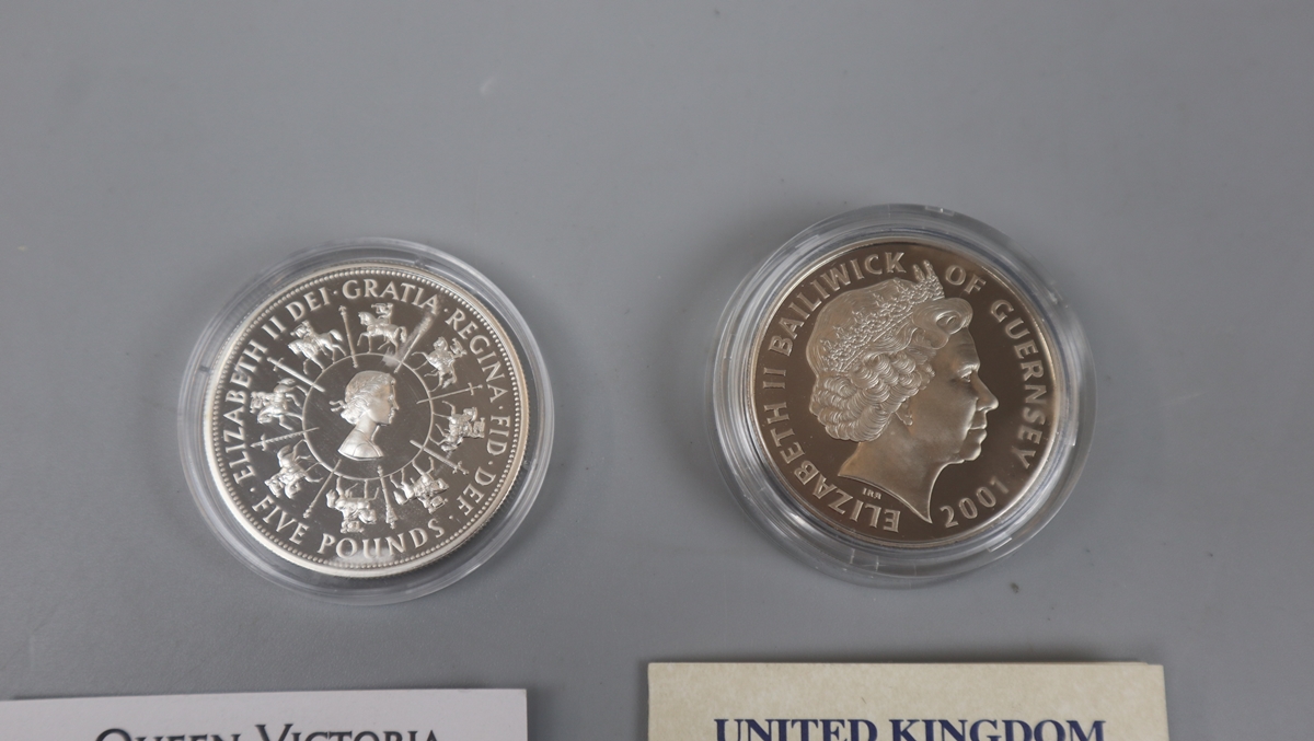 2 silver proof œ5 coins 2001 Guernsey & Coronation 40th anniversary both with C.O.A - Bild 3 aus 4