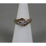 9ct gold diamond set ring - Size I