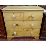 Antique pine chest of drawers - Approx size W: 85cm D: 45cm H: 80cm