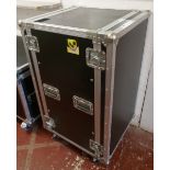 Gig flight case - Approx size W: 69cm D: 61cm H: 117cm