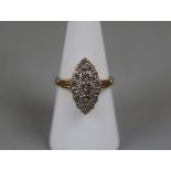 9ct gold boat shaped diamond ring - Size: N«