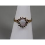9ct gold opal and diamond cluster ring - Size M