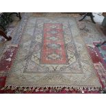 Patterned rug - Approx size: 172cm x 276cm
