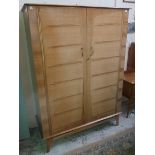 Kean and Scott mid century walnut wardrobe - Approx size W: 127cm D: 56cm H: 177cm