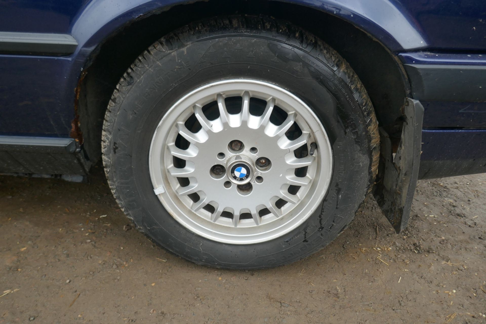 1991 J reg BMW E30 320i Convertible with 74000 miles on the clock, MOT till July - Image 15 of 16