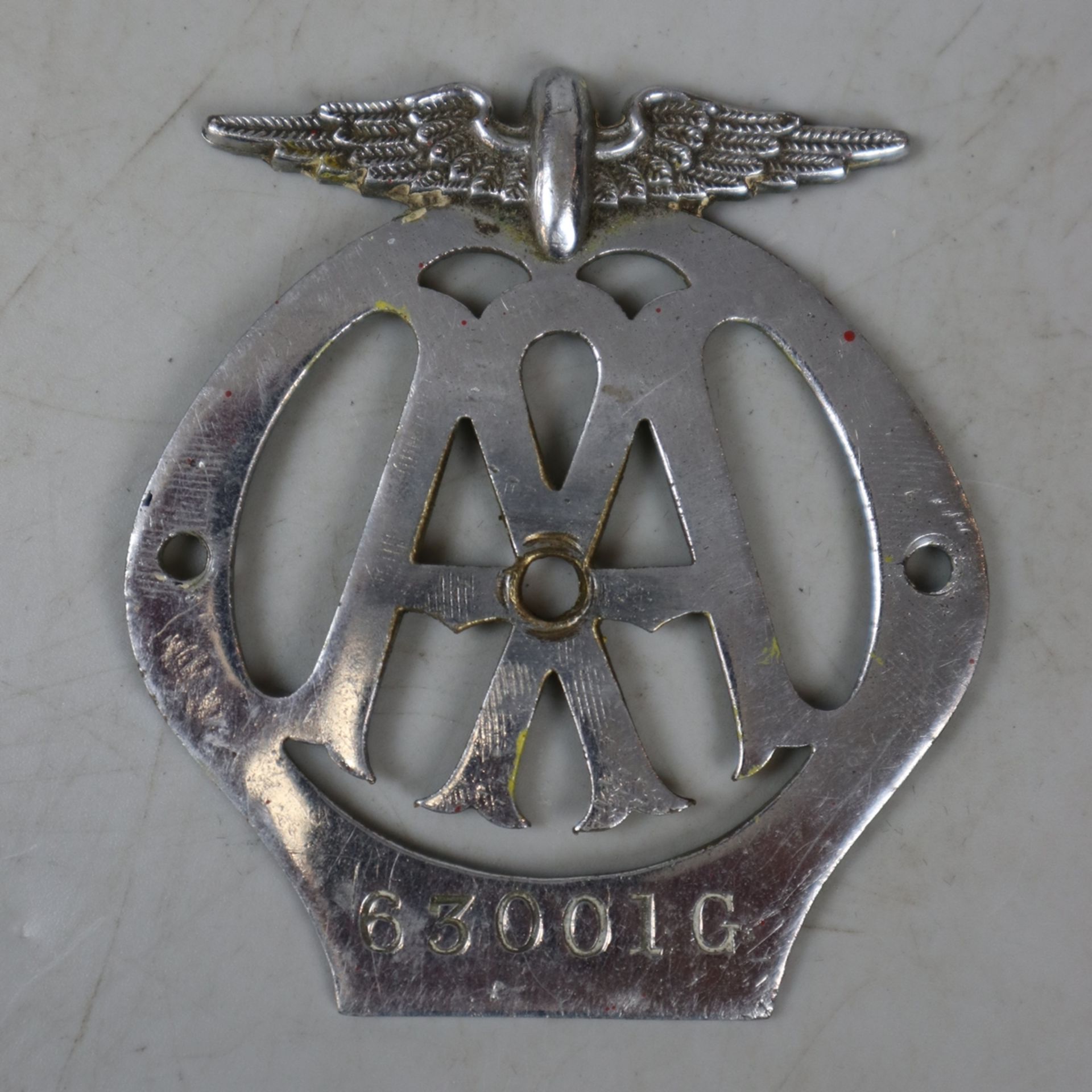 Collection of vintage AA & RAC badges - Image 4 of 8