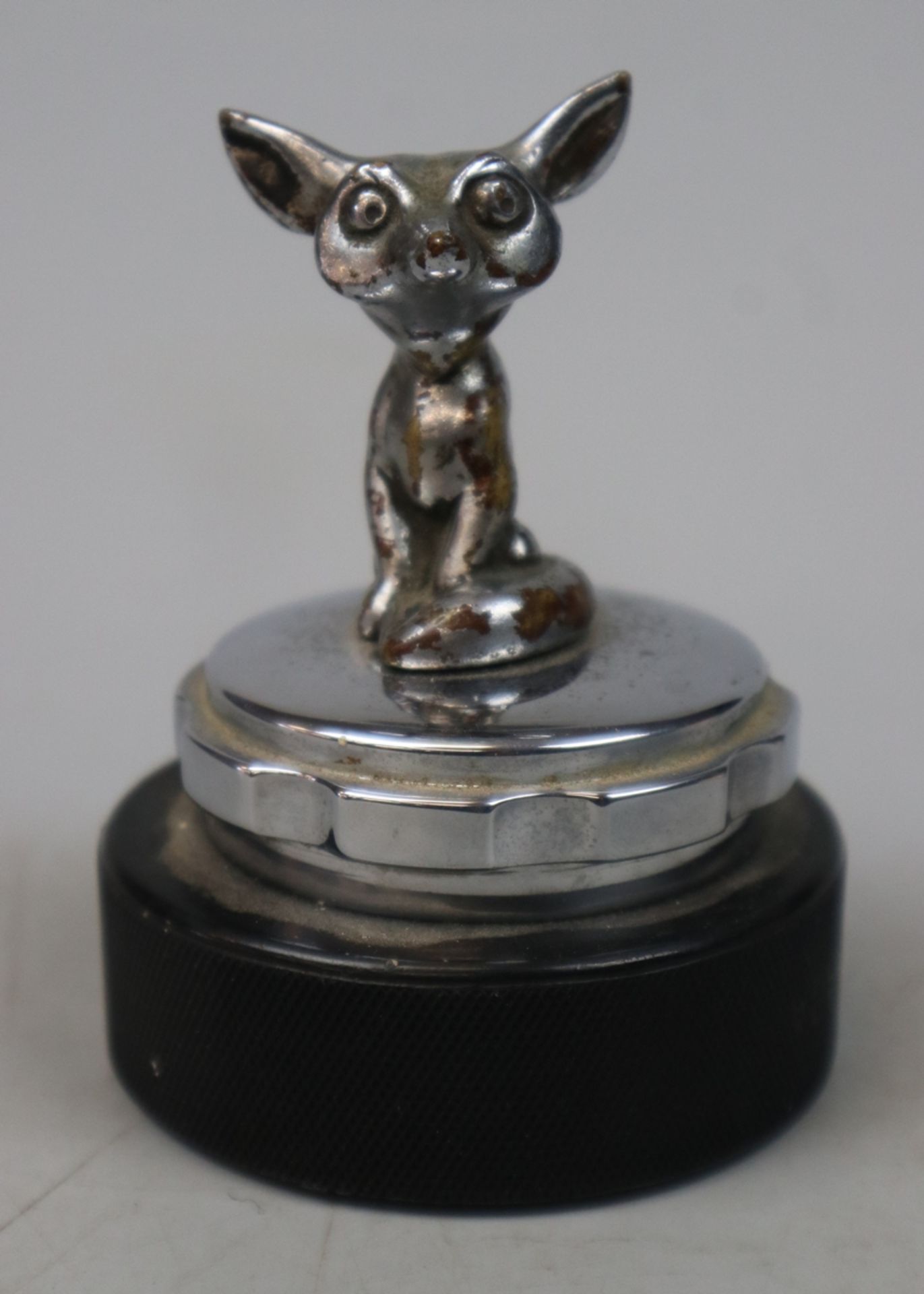 Snooty Fox radiator cap for a Morris