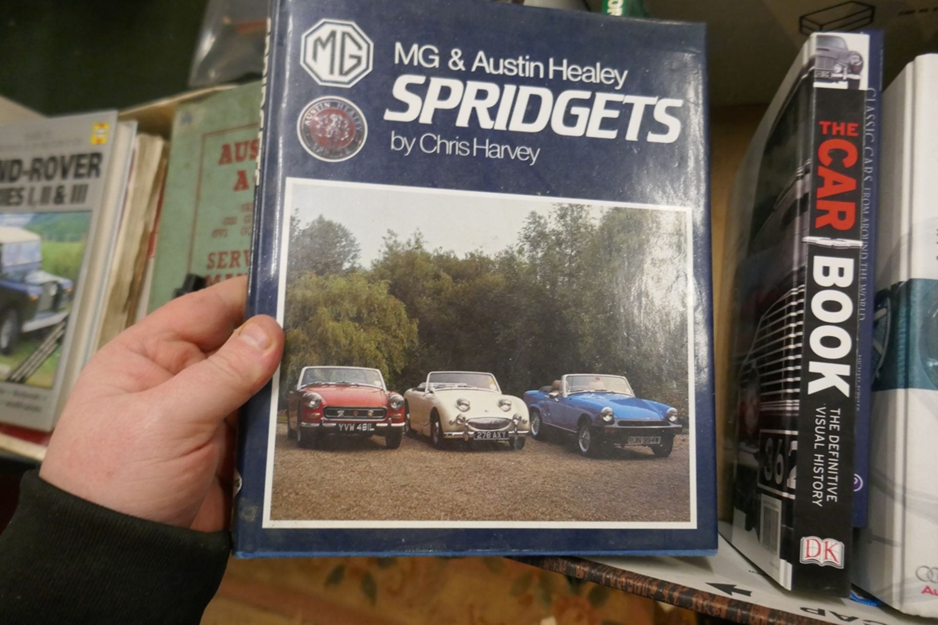 Collection of motoring books - Image 19 of 24