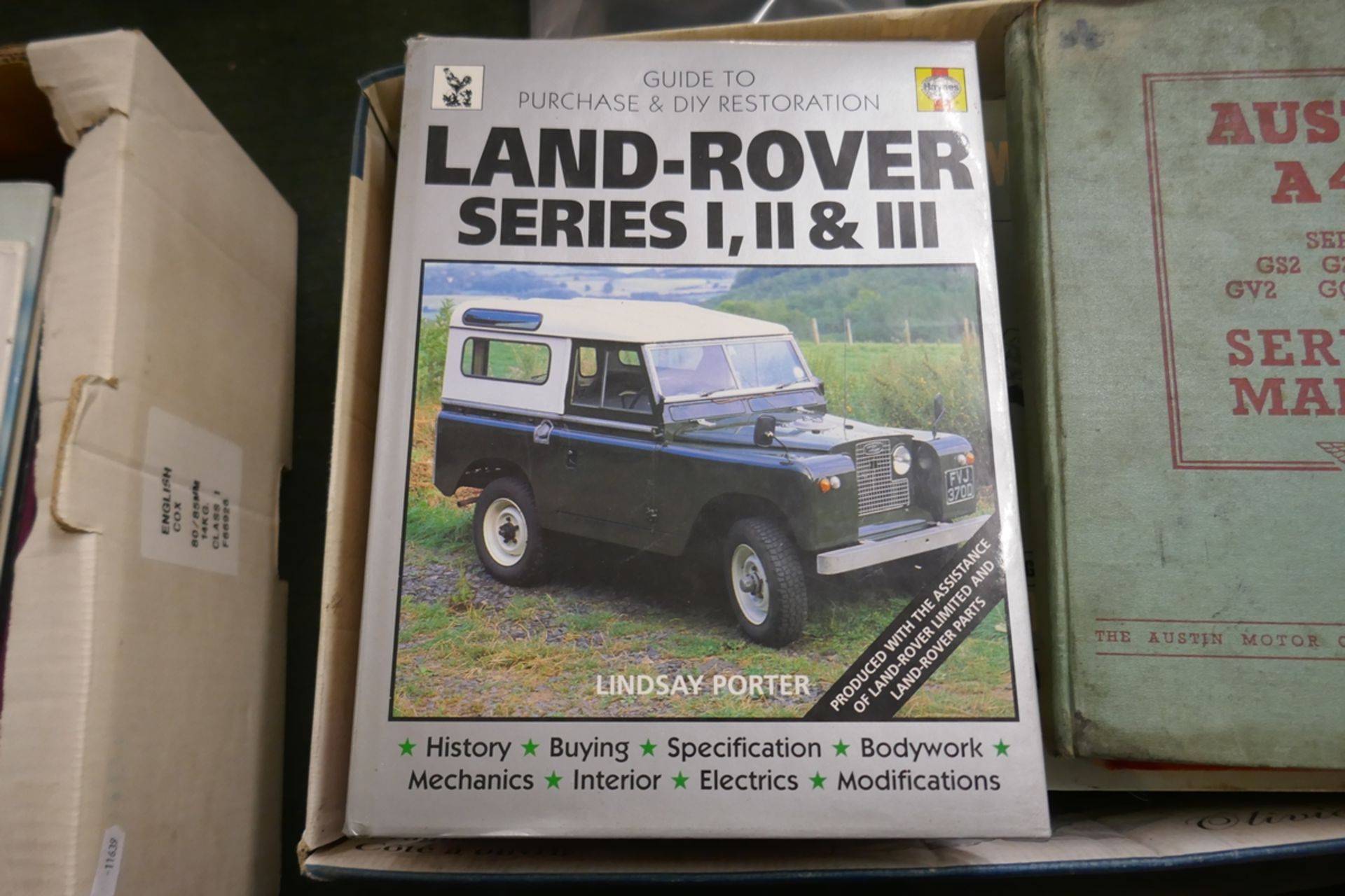 Collection of motoring books - Image 11 of 20