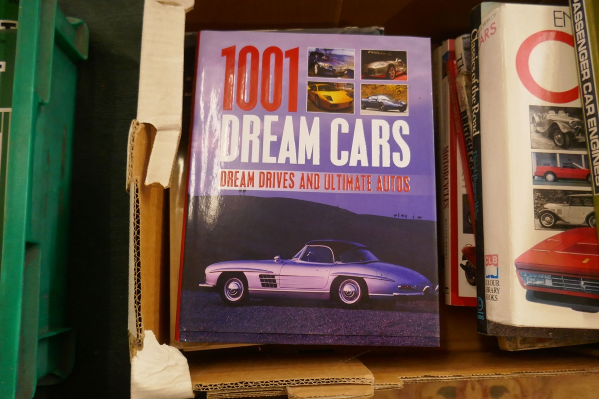 Collection of motoring books - Image 15 of 20