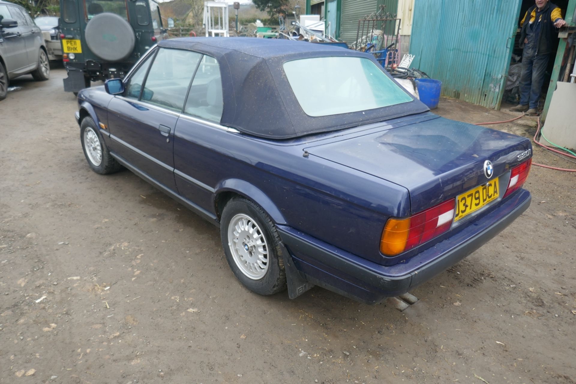 1991 J reg BMW E30 320i Convertible with 74000 miles on the clock, MOT till July - Image 4 of 16