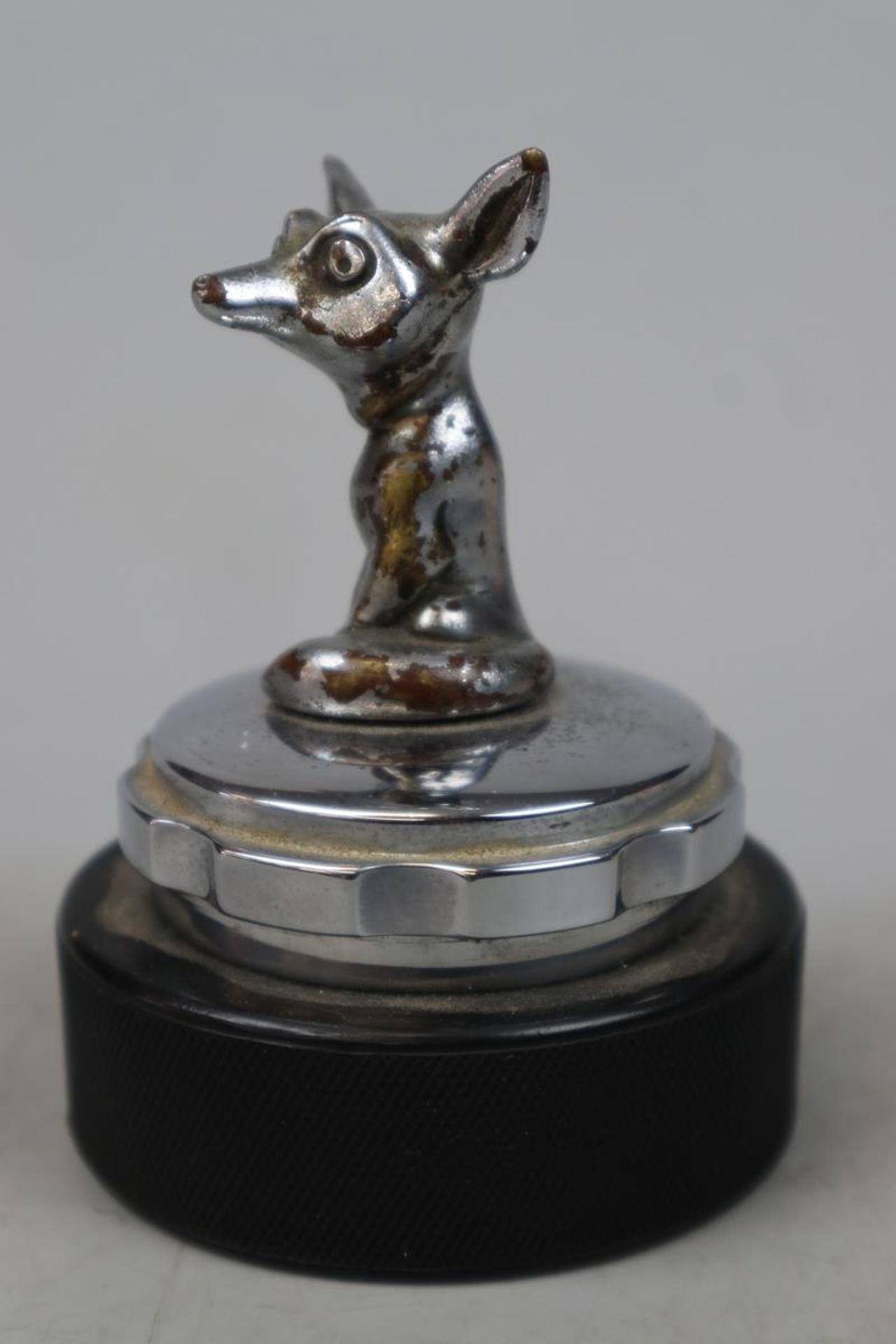 Snooty Fox radiator cap for a Morris - Image 3 of 8