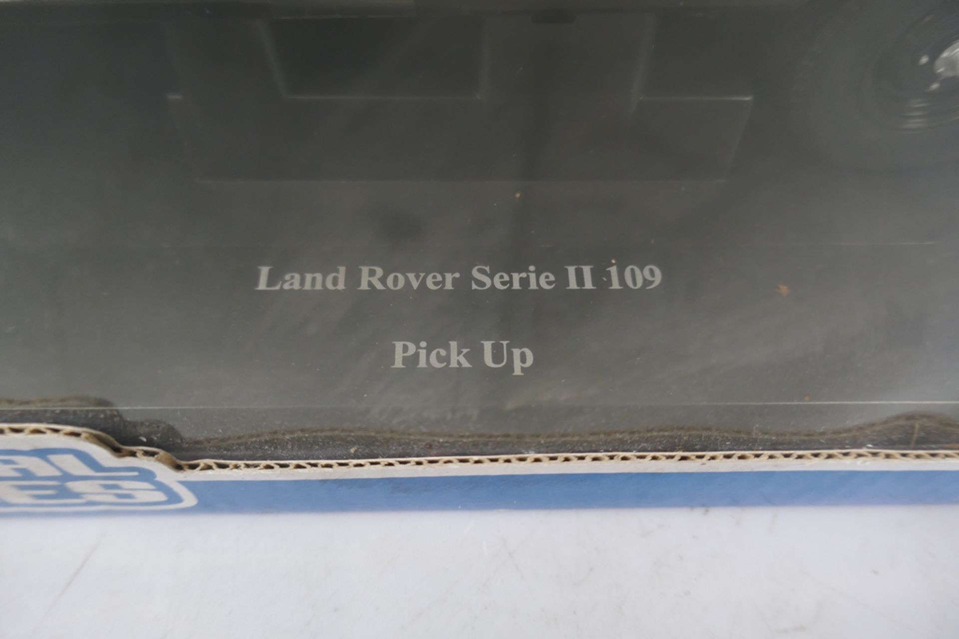 Universal Hobbies 1:18 scale Land Rover Series 2 pick up - Image 2 of 2
