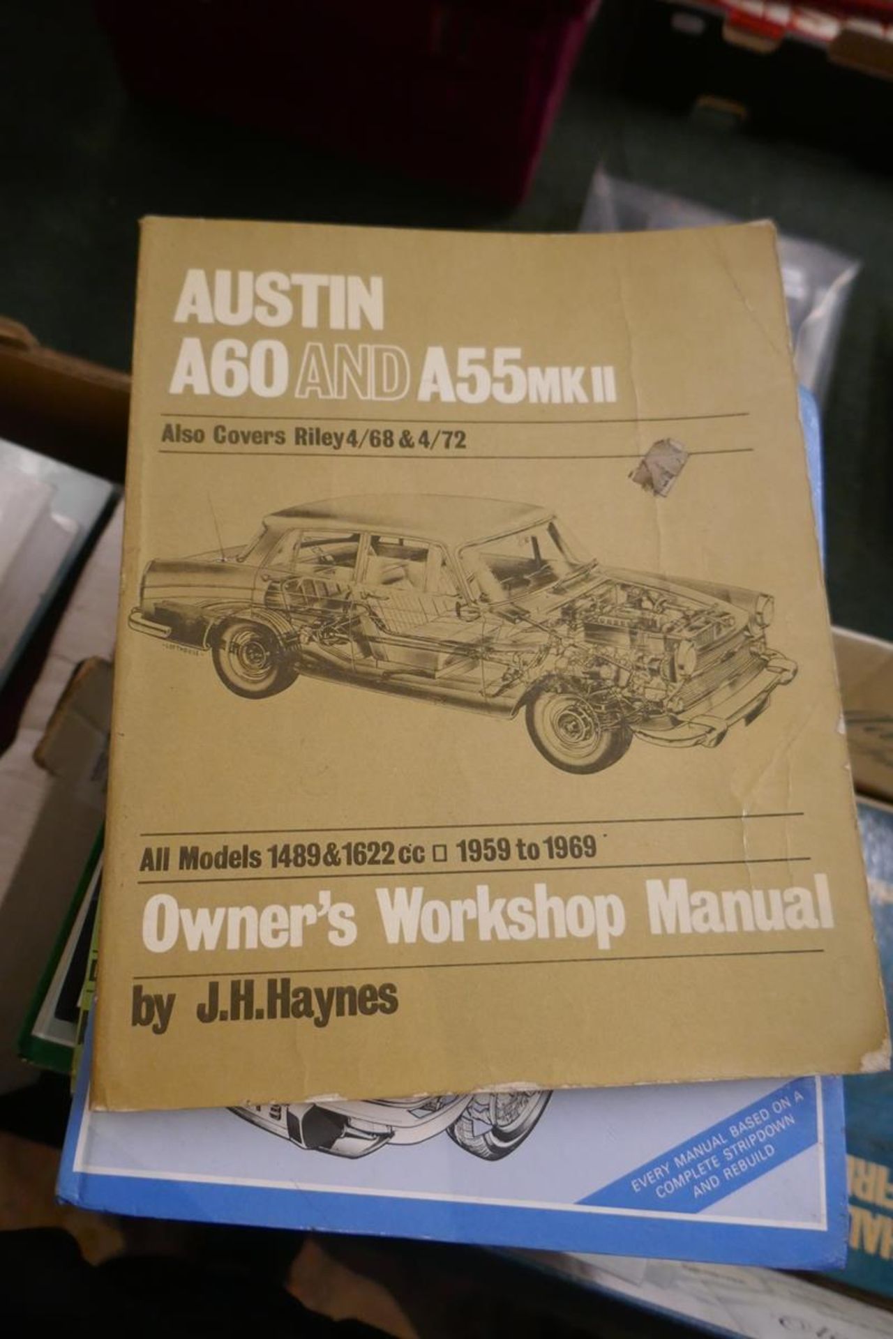 Collection of motoring books - Image 9 of 20