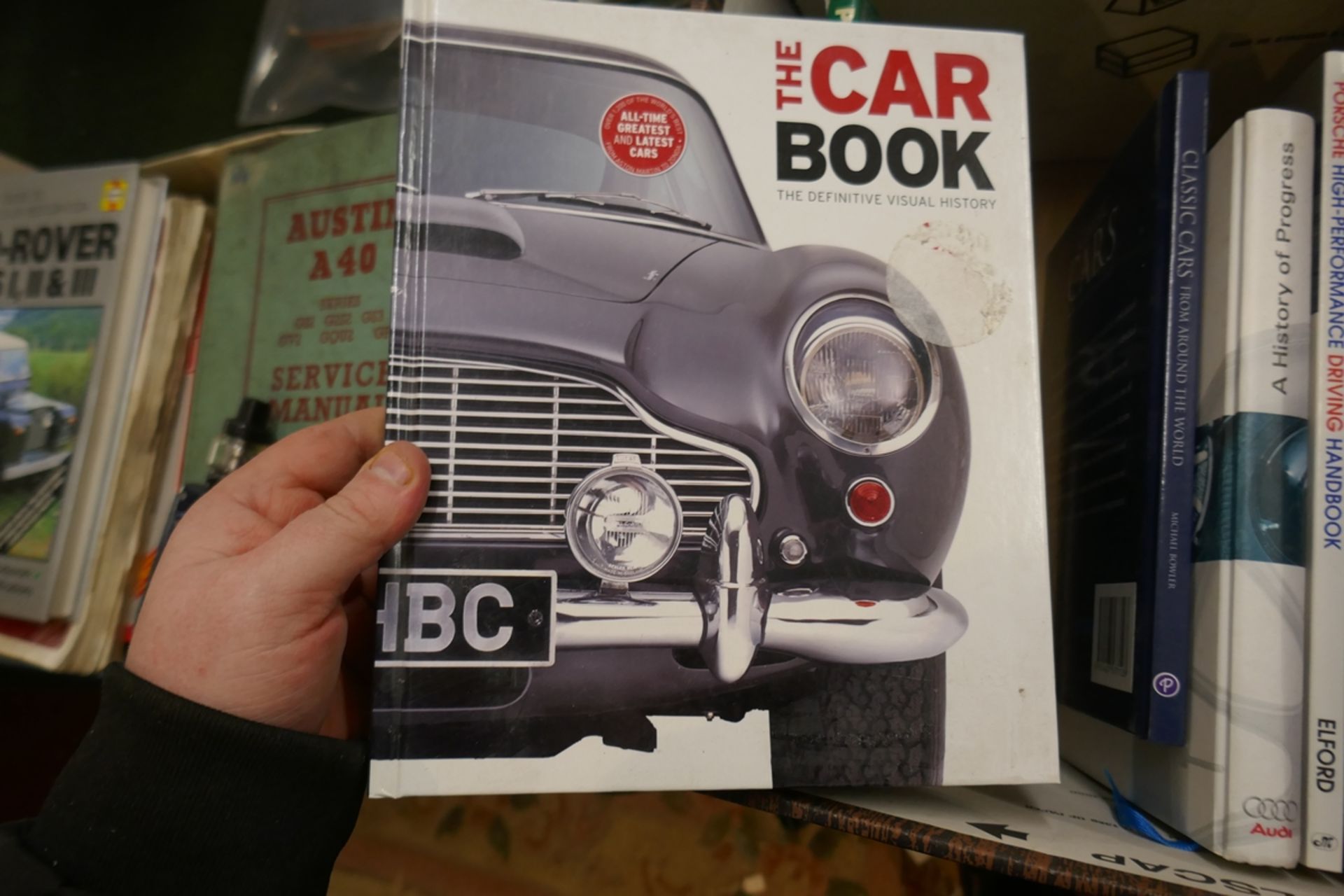 Collection of motoring books - Image 18 of 24