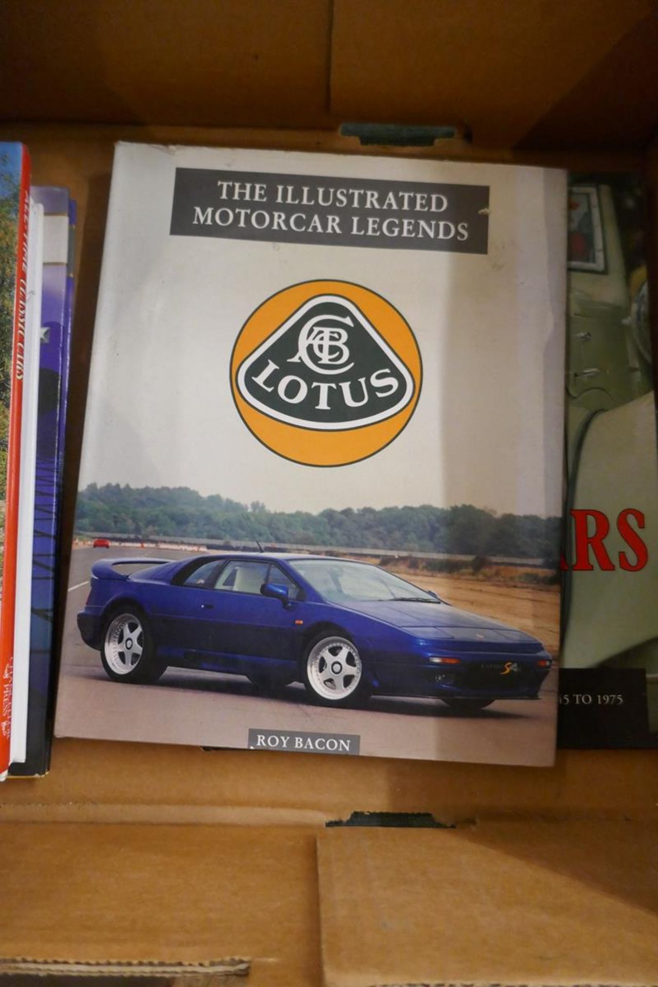 Collection of motoring books - Image 10 of 20