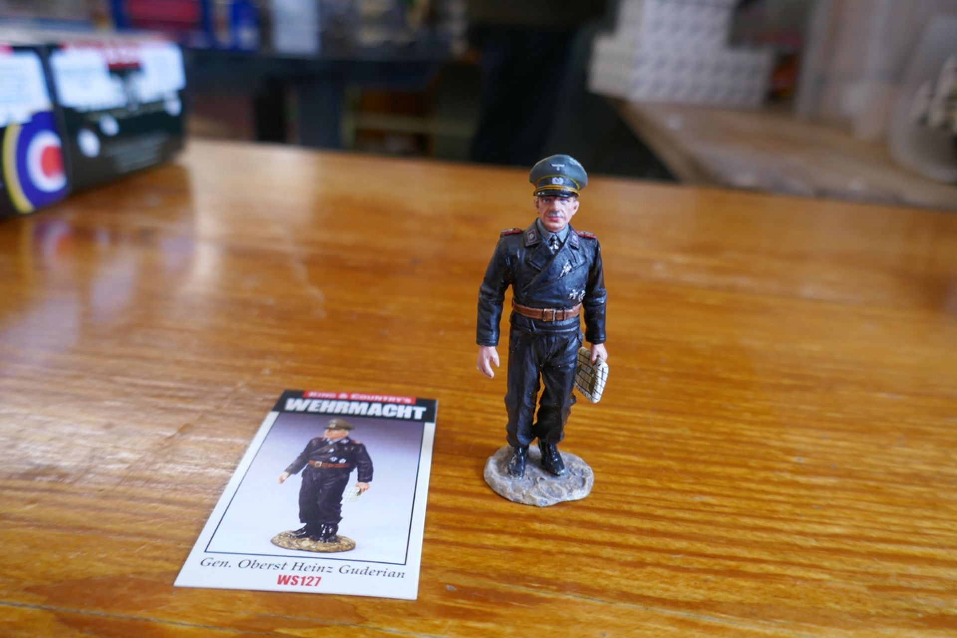 Large collection of WWII military figures - Image 11 of 27