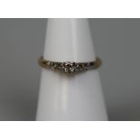 18ct gold diamond solitaire ring - Size: K