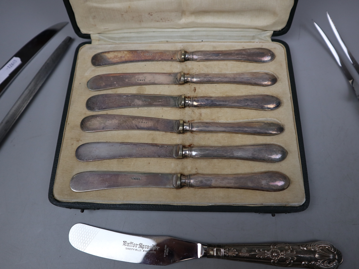 Collection of hallmarked silver handled items - Image 2 of 5